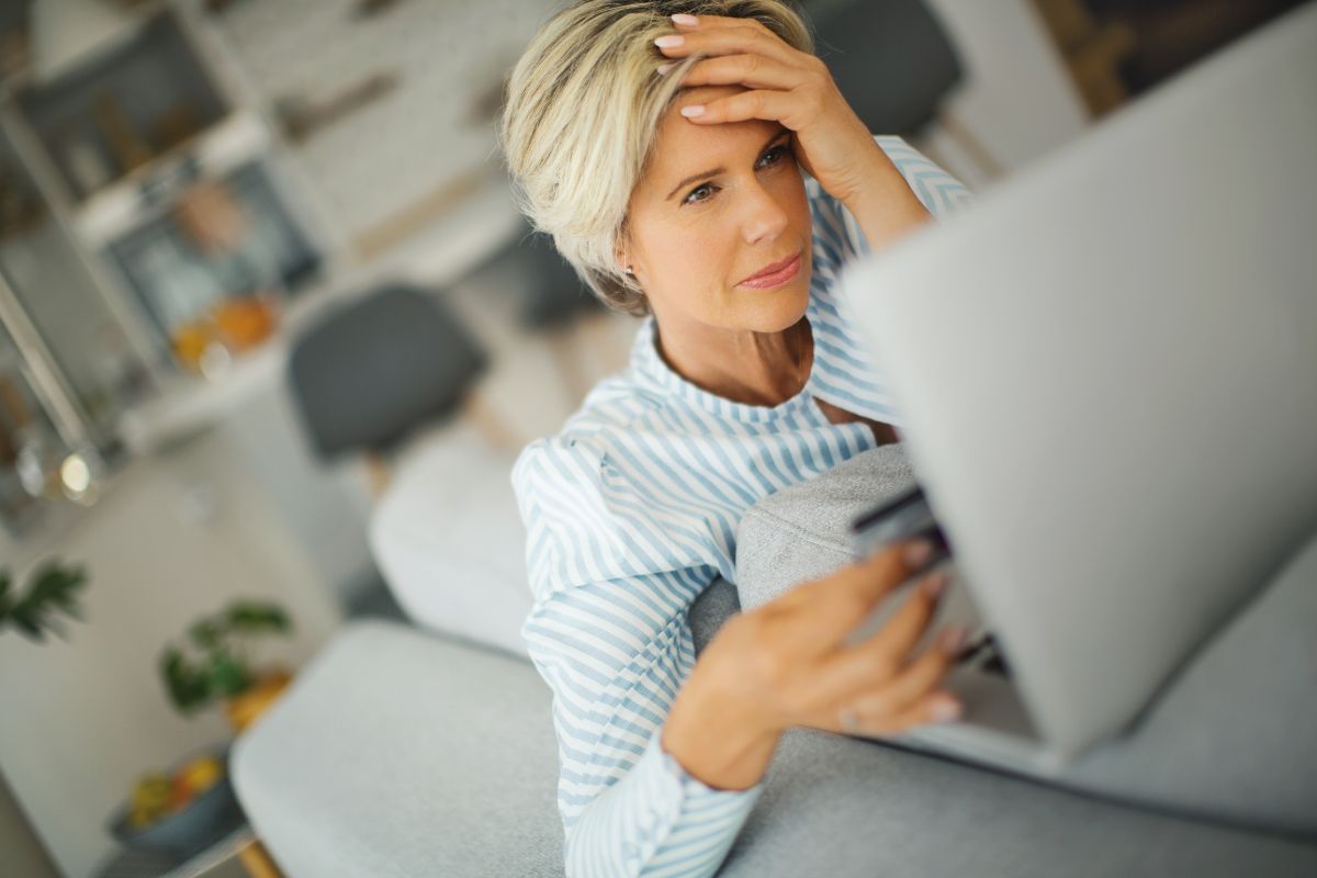mature woman unable to use credit card online purchase