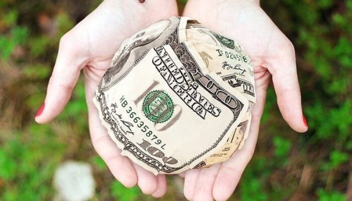 What You Need to Know About Charitable Donation Deductions