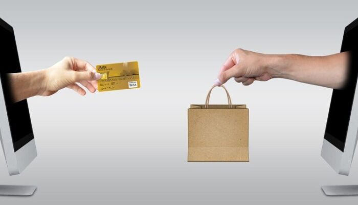 How to Prevent Online Splurging and Control Your Money Management