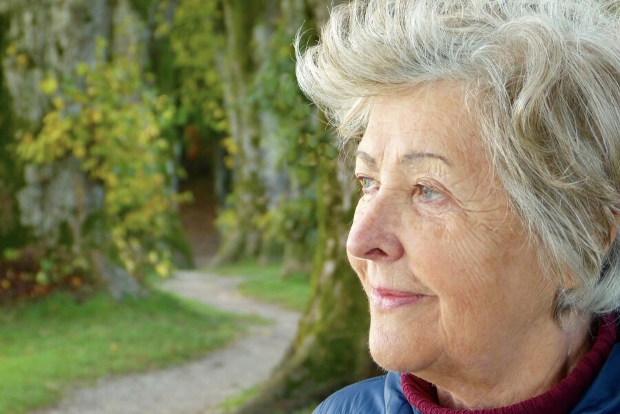You are currently viewing Aging without Family – It’s Not as Scary as You Think!