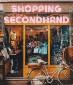 Read more about the article Benefits of Shopping Secondhand