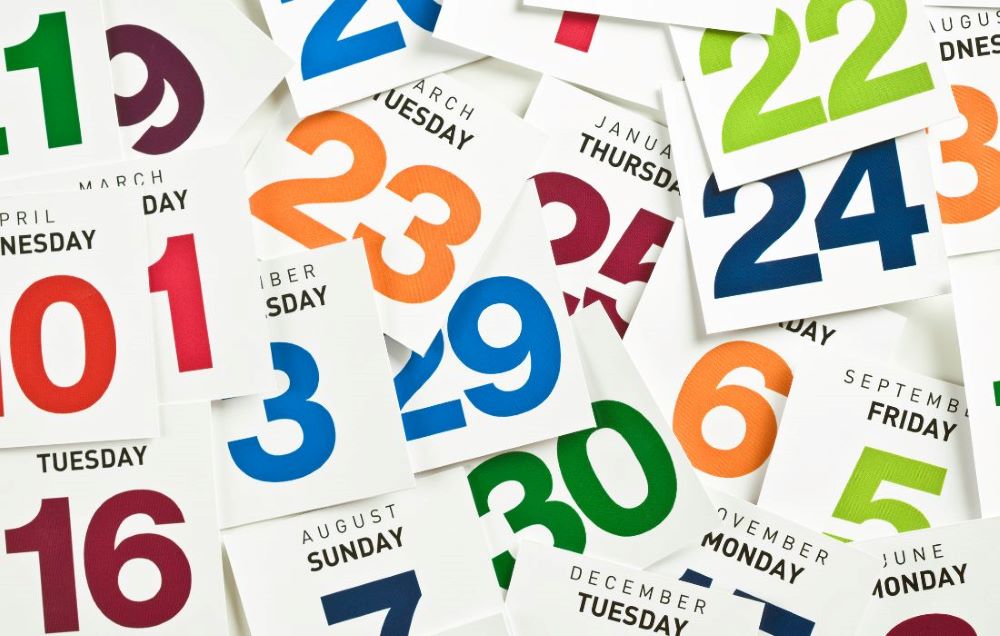 Multicolored calendar dates